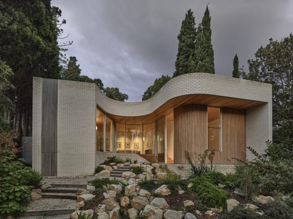 Embrace Tranquility: Unwinding in a Garden House Retreat