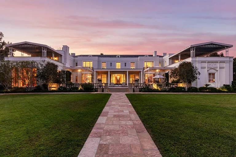 5 American billionaires with the most houses