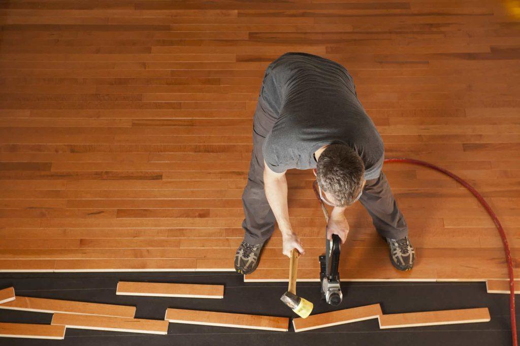 What do you need to know when laying wooden parquet?