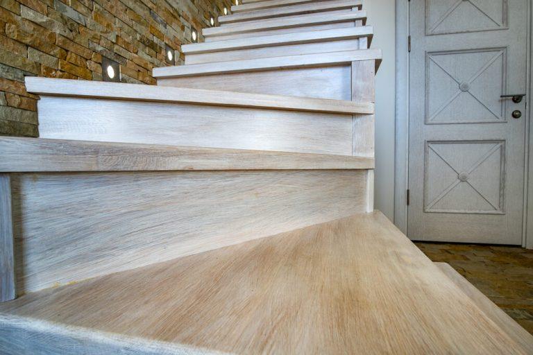 Wooden stairs are back in fashion