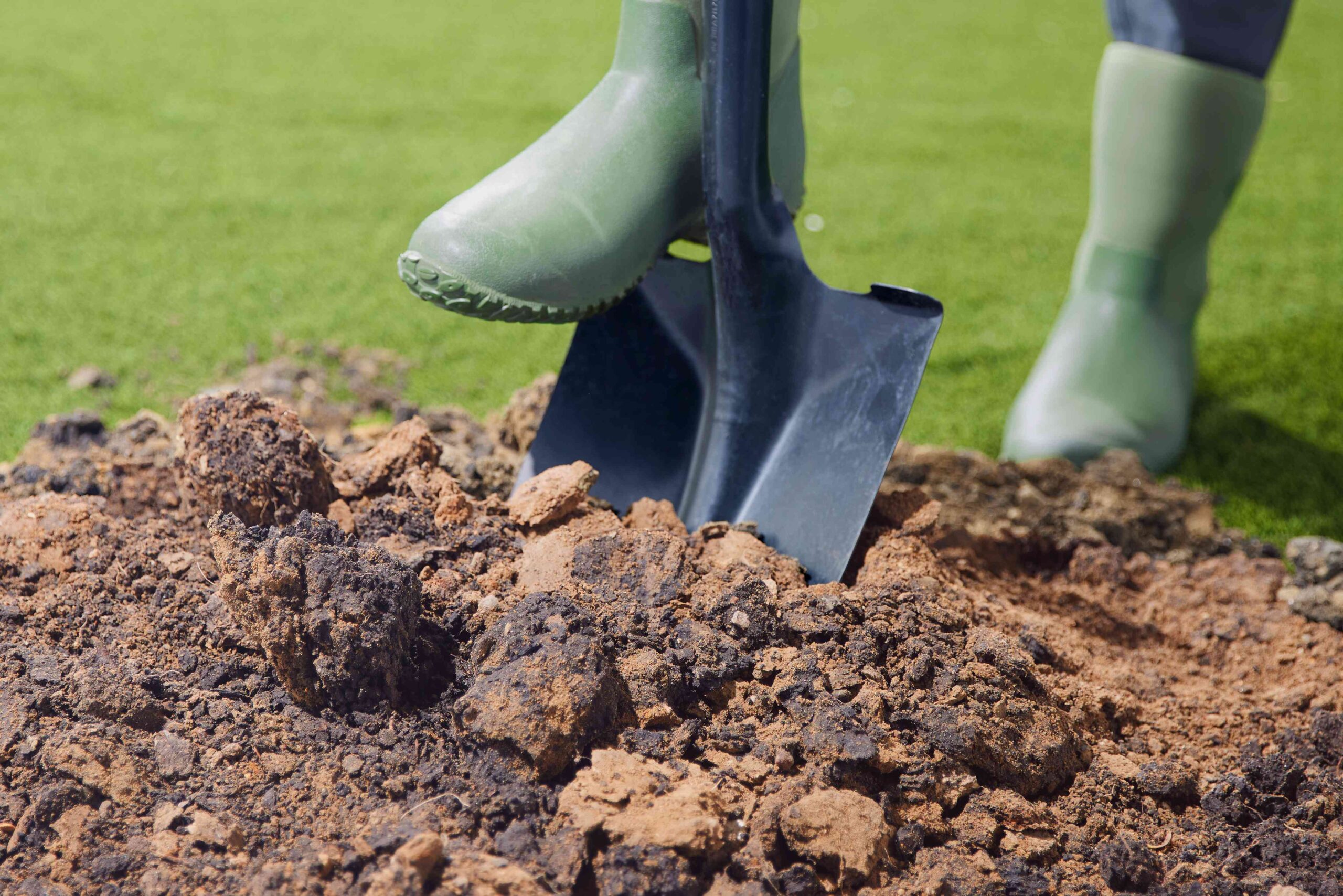 Groundwork: Navigating the Challenges of Clay and Peat Soils